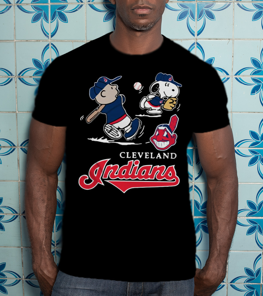 Charlie Brown Snoopy Cleveland Indians Baseball Peanuts T-Shirt