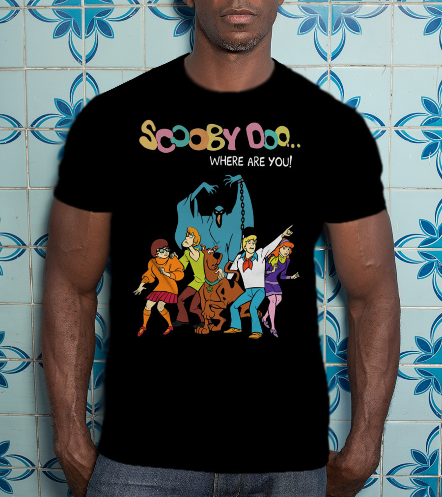 Scooby Doo Where Are You Group And Phantom Scene T-Shirt