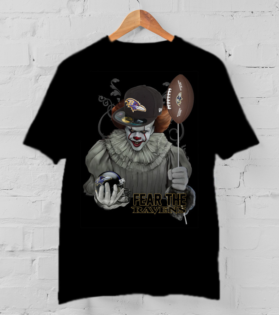 Pennywise Holding Baltimore Ravens Football And Helmet Fear The Ravens T-Shirt