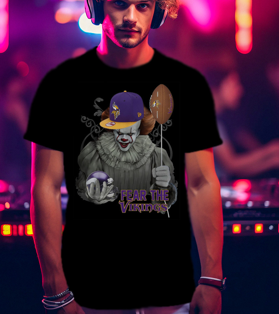 Pennywise Fear The Vikings Minnesota Football Balloon Hat T-Shirt
