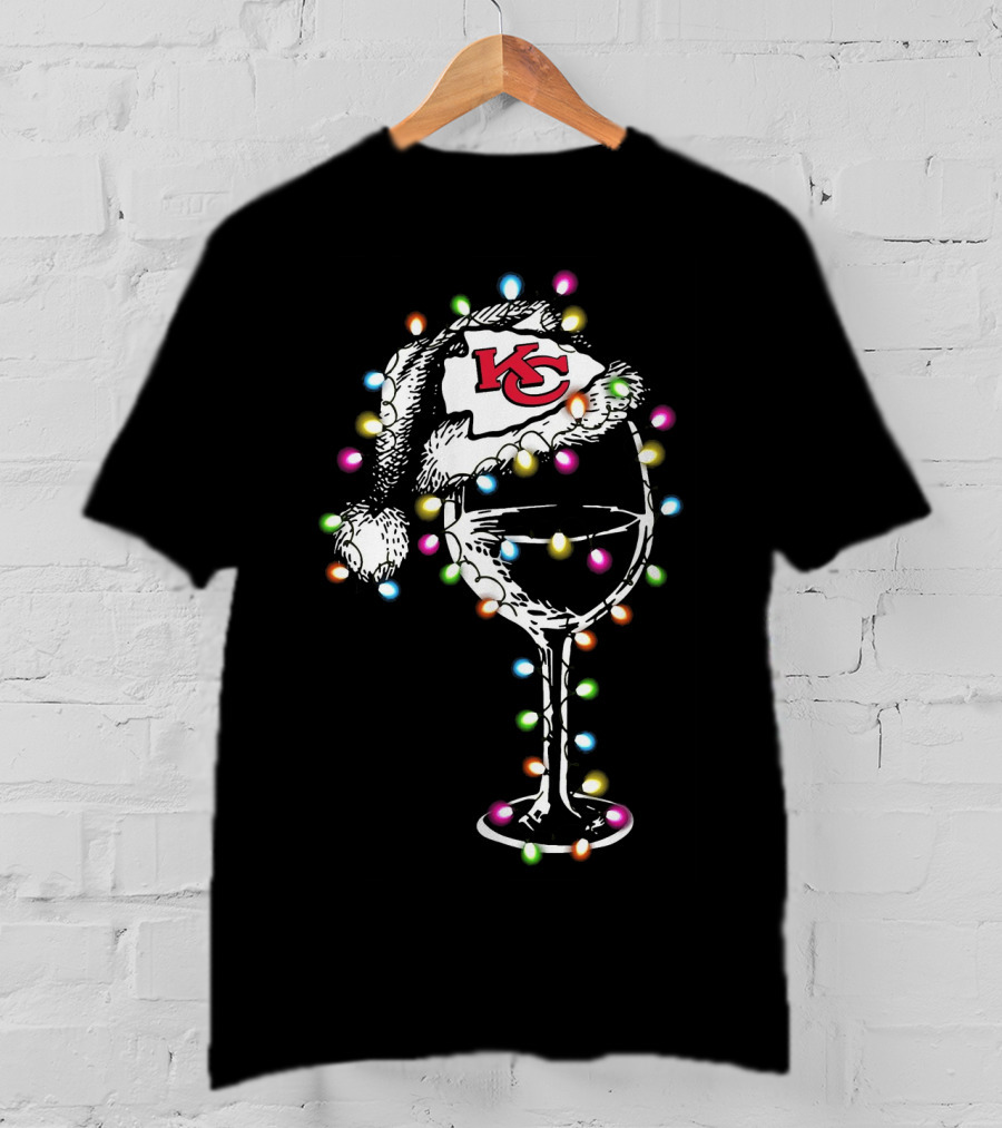 Kansas City Chiefs Holiday Wine Glass With Festive Santa Hat And Christmas Lights T-Shirt