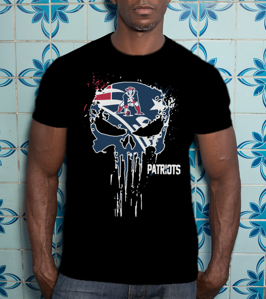 New England Patriots Skull Flag Logo With Patriots T-Shirt