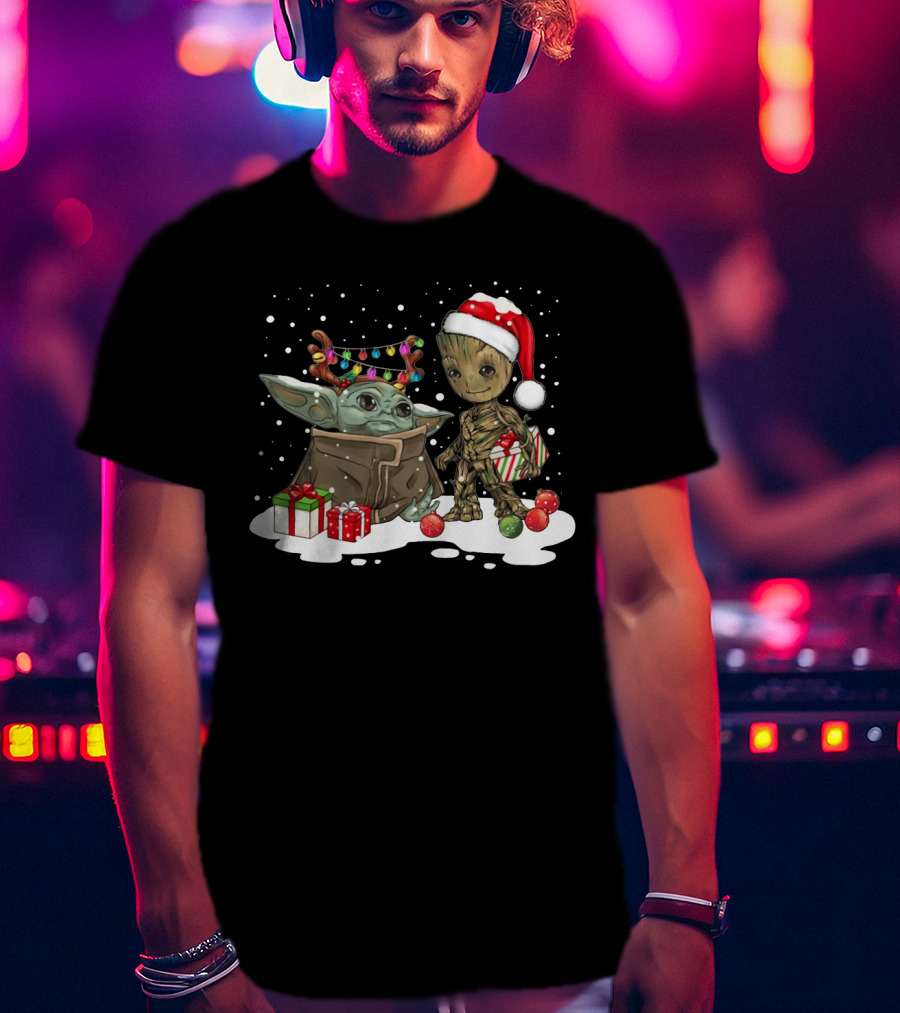 Baby Groot And Baby Yoda Christmas Santa Hat Gift Exchange T-Shirt
