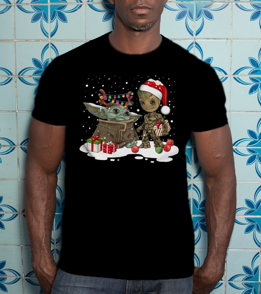 Baby Groot And Baby Yoda Christmas Santa Hat Gift Exchange T-Shirt