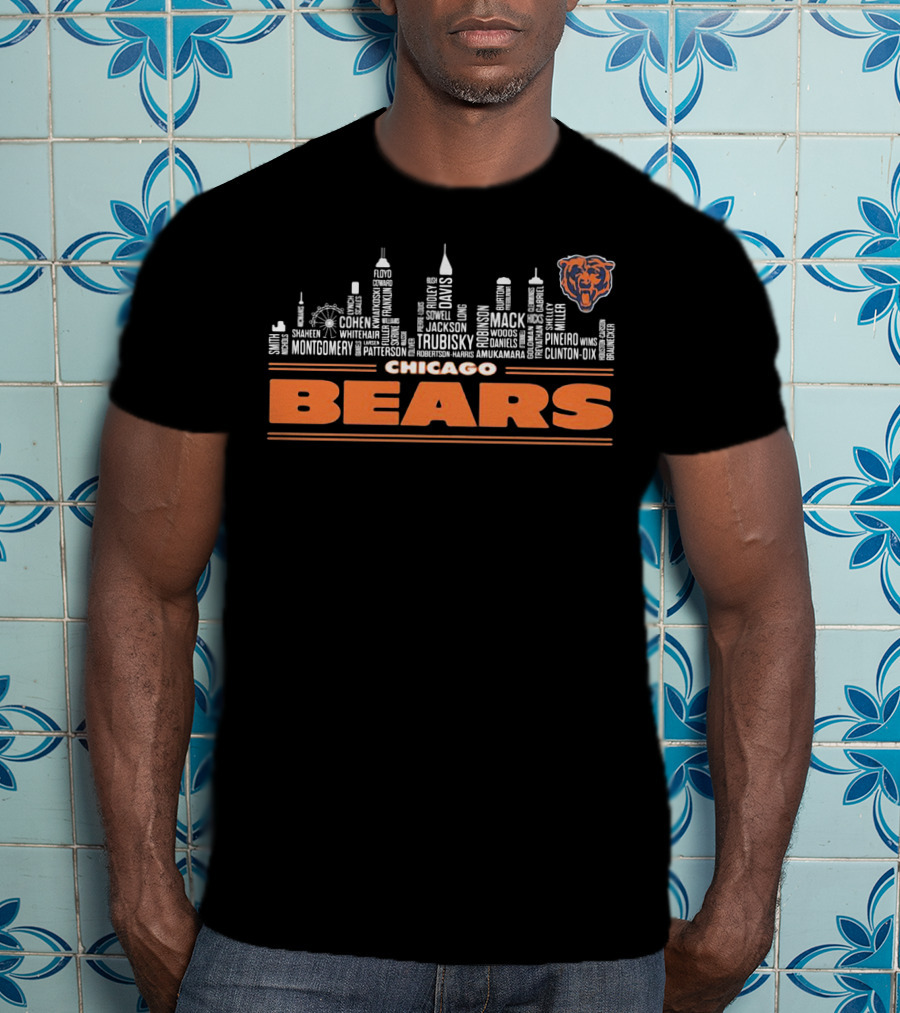 Chicago Bears City Skyline Team Players List T-Shirt