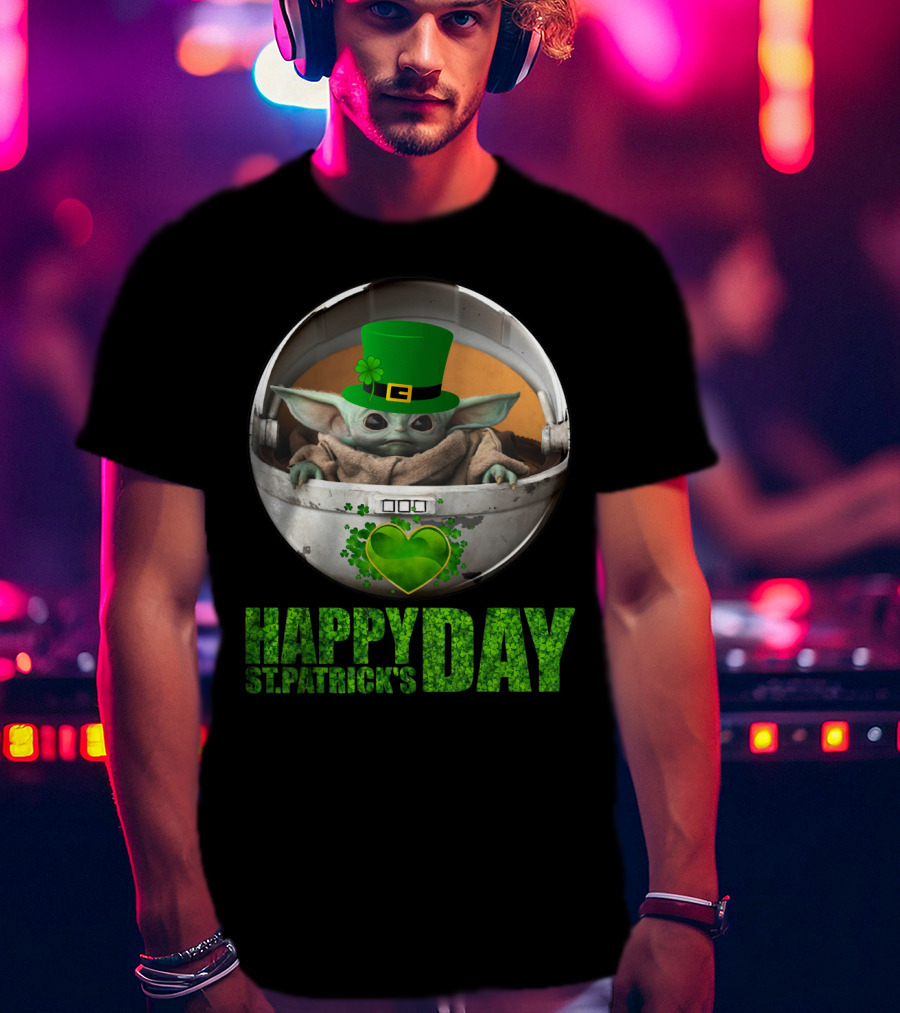 Happy St Patrick's Day Baby Yoda Shamrock Hat Heart T-Shirt