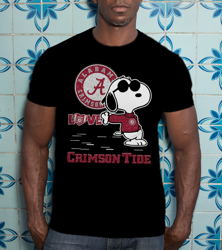 Snoopy Crimson Tide Alabama Love T-Shirt