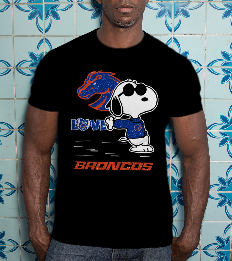 Snoopy Love Boise State Broncos Football Mascot T-Shirt
