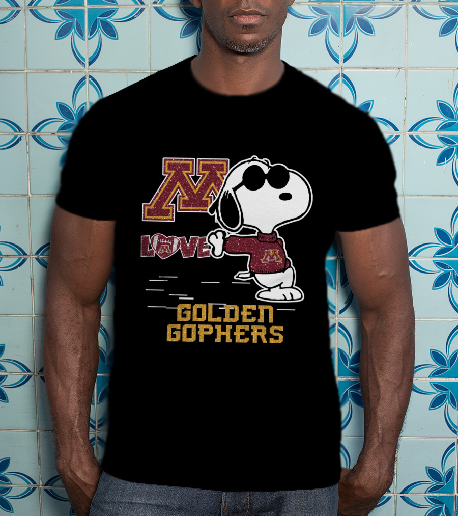 Snoopy Love University Of Minnesota Golden Gophers Football T-Shirt