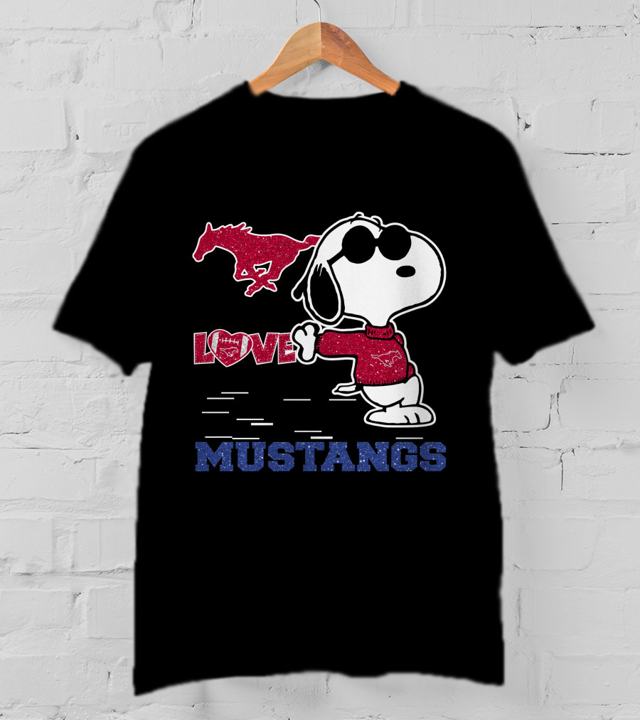 Snoopy Love SMU Mustangs Football Peanuts T-Shirt