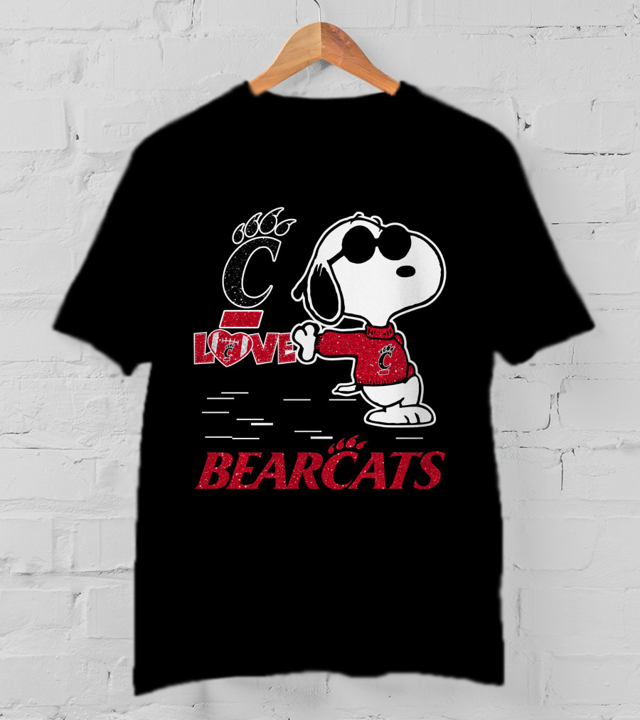 Snoopy Cincinnati Bearcats Love With Stylized C T-Shirt