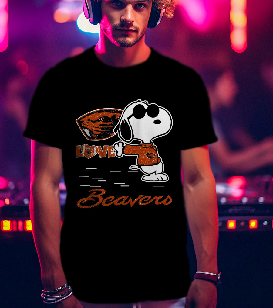 Snoopy Love Oregon State Beavers T-Shirt