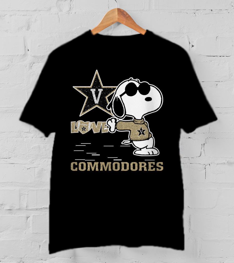 Snoopy V Star Love Vanderbilt Commodores T-Shirt