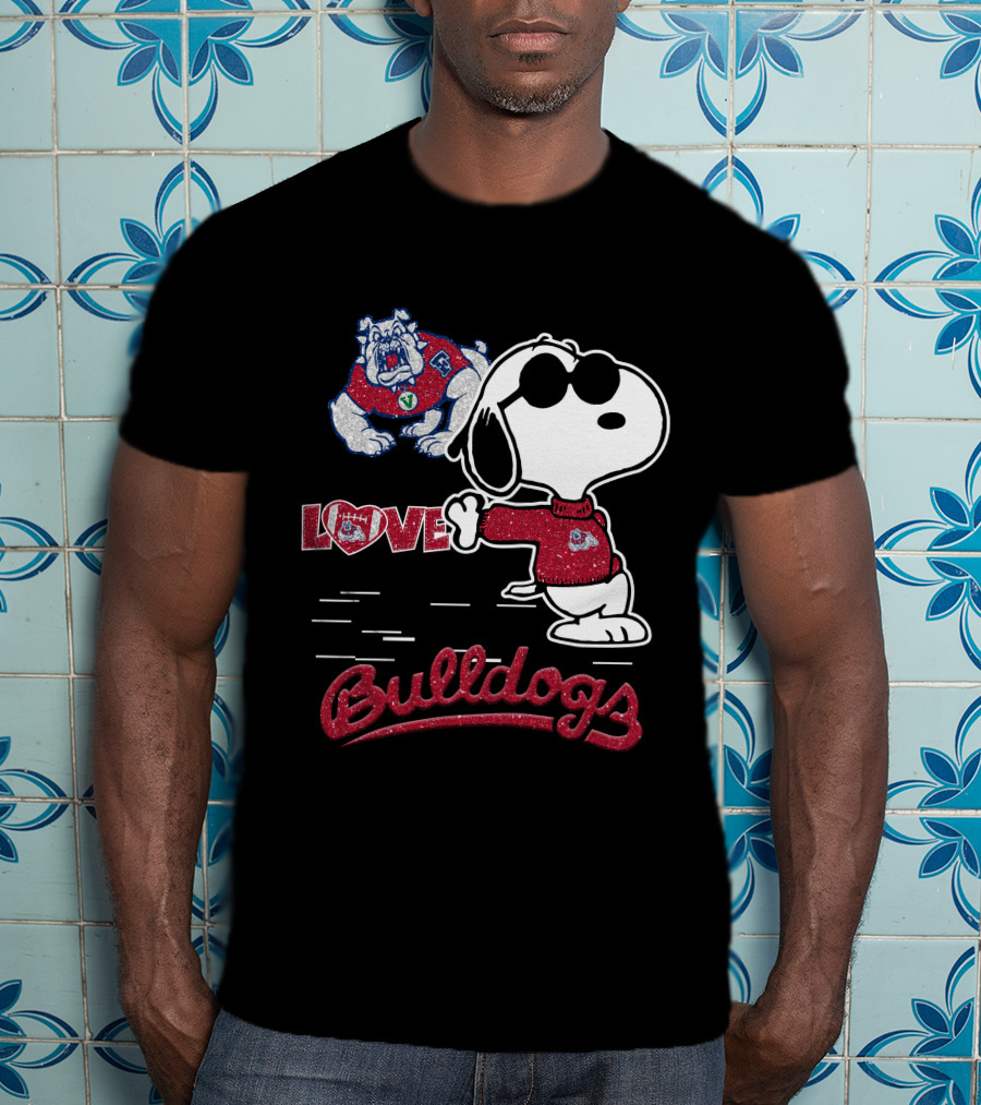 Snoopy Love Fresno State Bulldogs T-Shirt