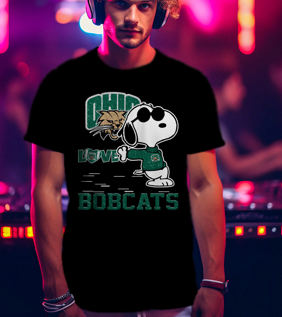 Snoopy Ohio Bobcats Love With Bobcat T-Shirt