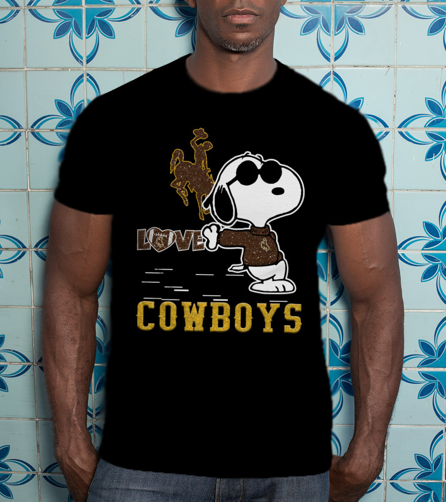 Snoopy Love Wyoming Cowboys Football Peanuts Character T-Shirt
