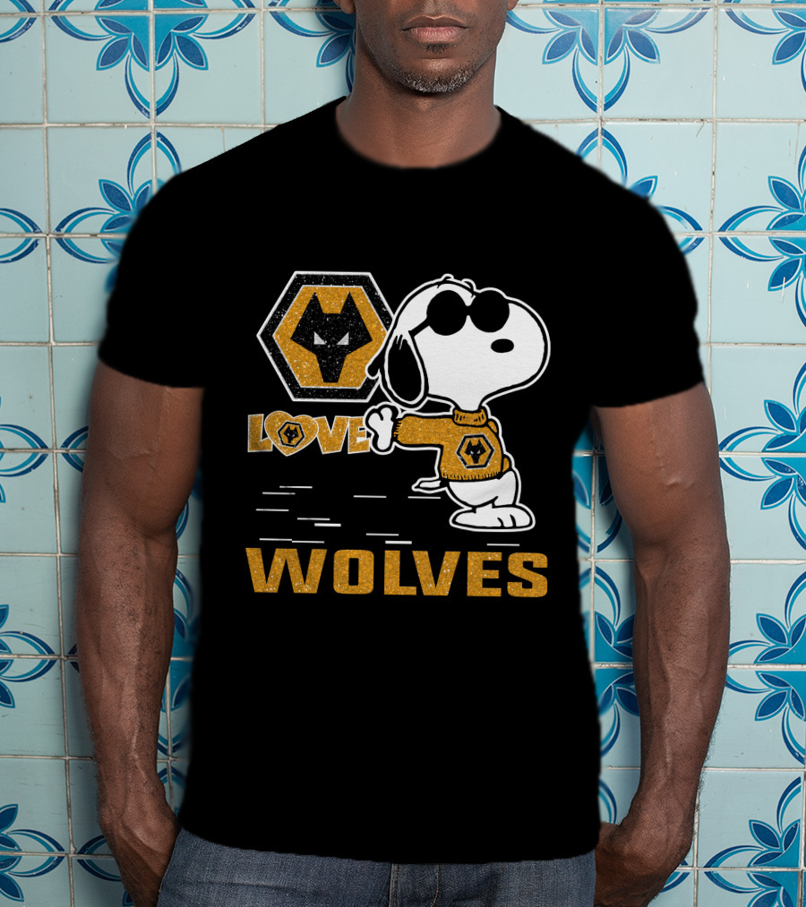 Snoopy Love Wolves Wolverhampton Wanderers T-Shirt