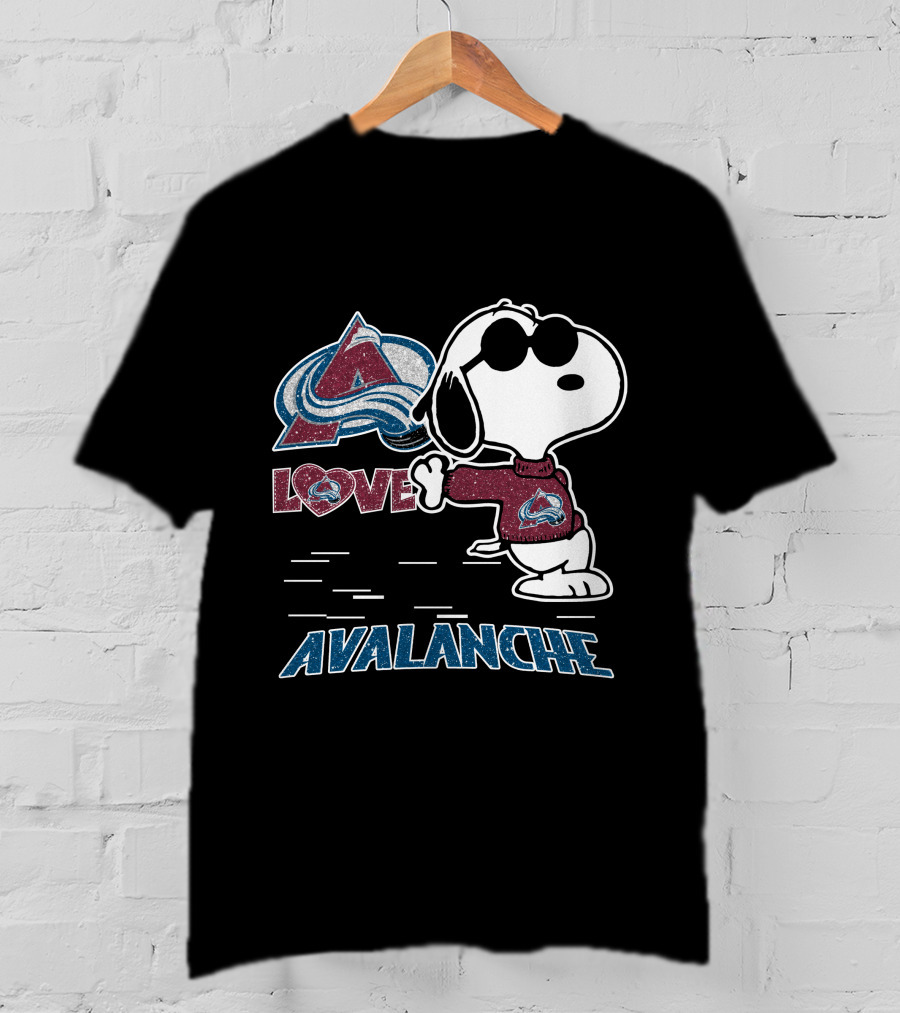 Snoopy Love Colorado Avalanche Peanuts Hockey T-Shirt
