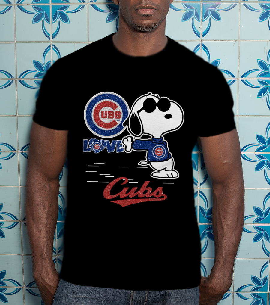 Snoopy Cubs Love Chicago Cubs T-Shirt