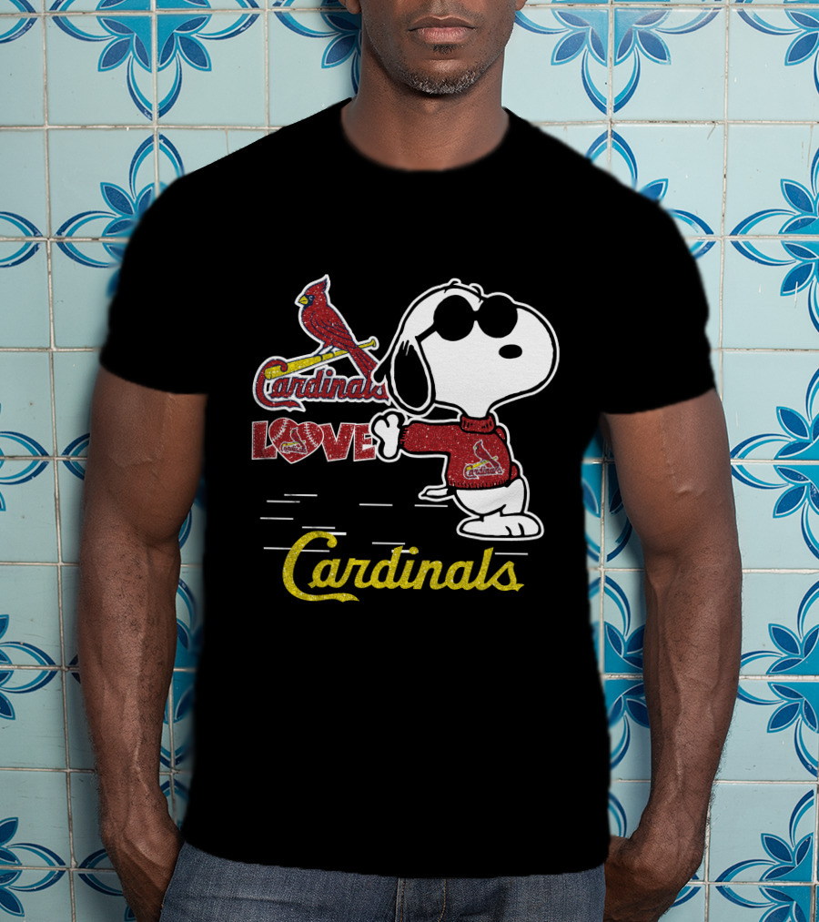 Snoopy Cardinals Love St Louis Cardinals T-Shirt