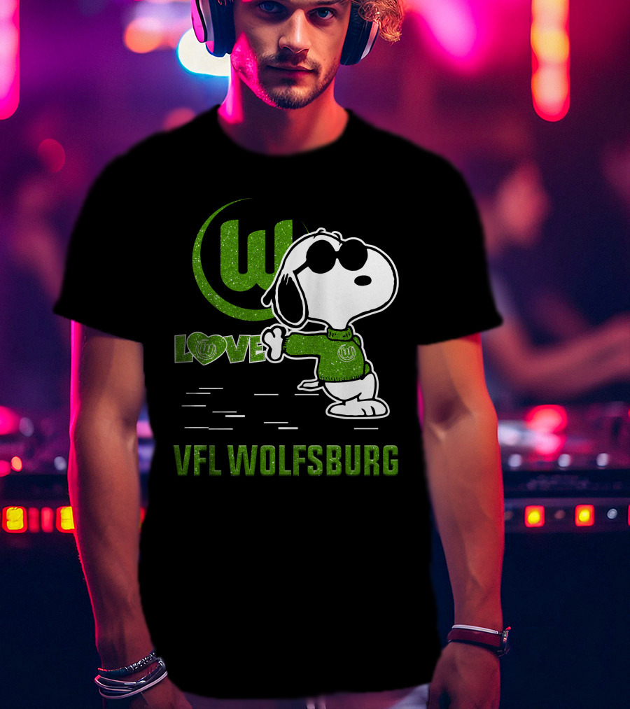 Snoopy Love VfL Wolfsburg Football Passion T-Shirt