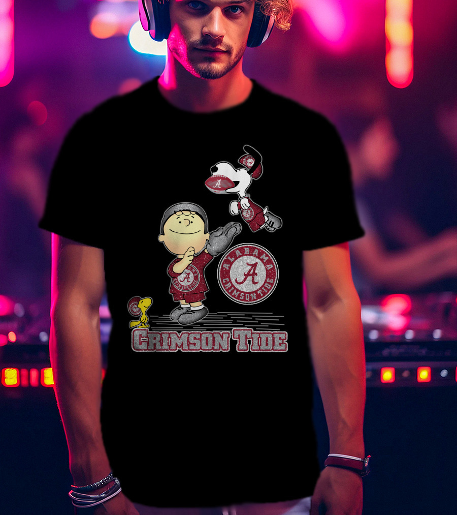 Snoopy And Woodstock Celebrate Alabama Crimson Tide Football T-Shirt