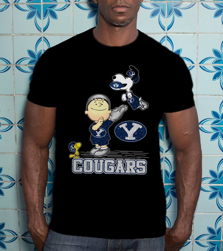 Snoopy Love BYU Cougars Peanuts Football Team Spirit T-Shirt