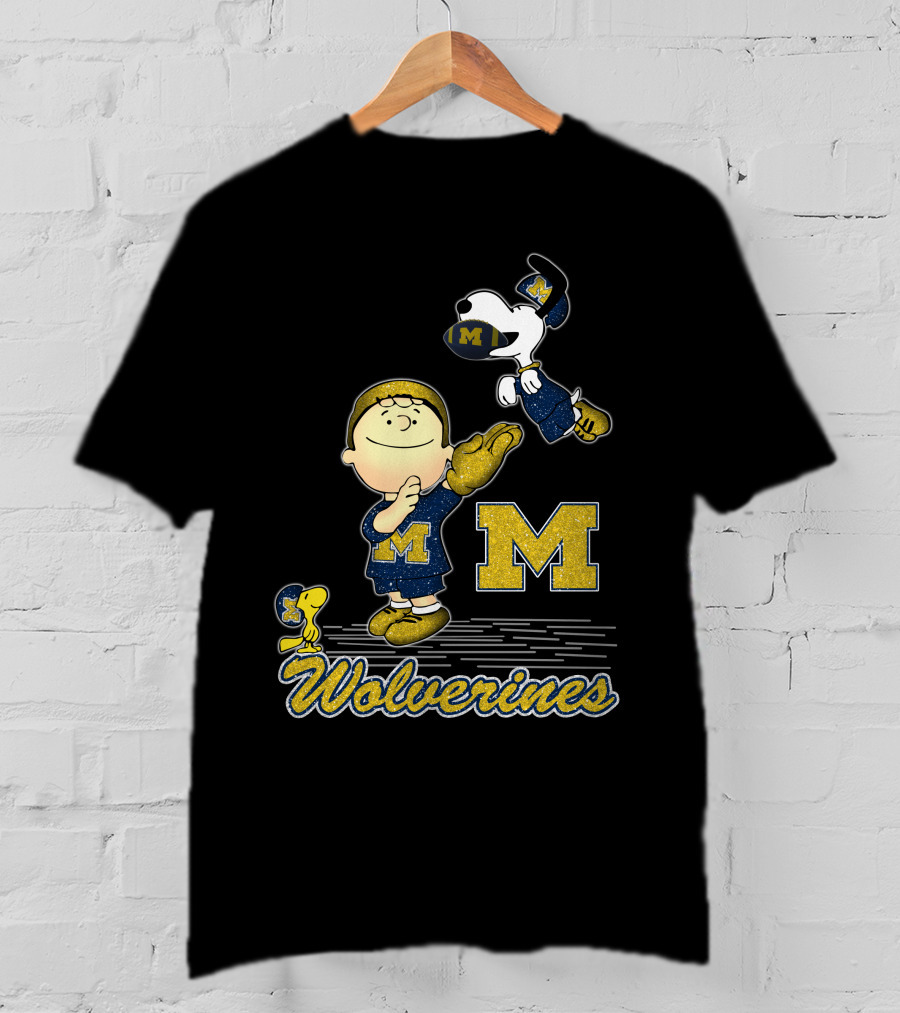 Snoopy And Wolverines Enthusiastic Team Spirit With Peanuts Characters T-Shirt