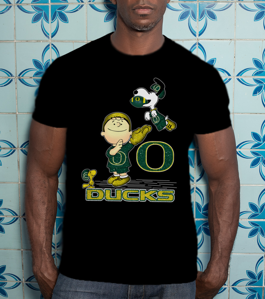 Snoopy And Woodstock Celebrate Oregon Ducks Football With Charlie Brown T-Shirt