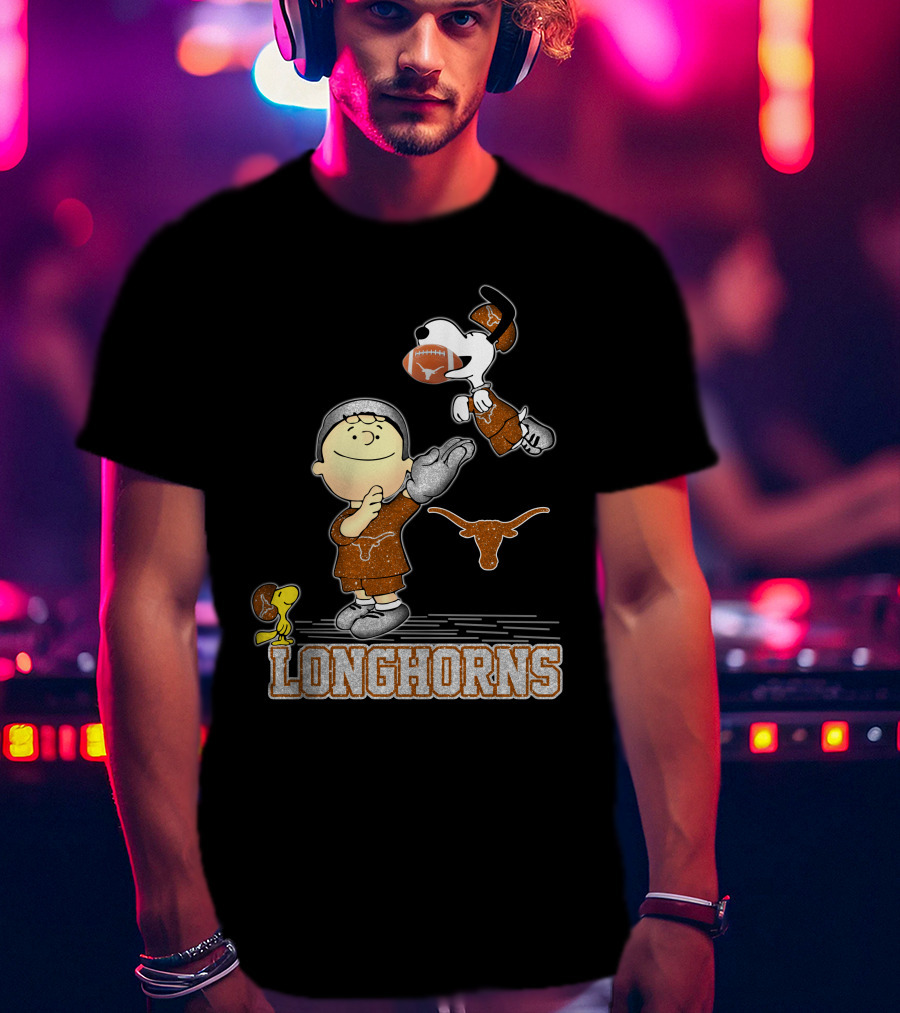 Snoopy Longhorns Peanuts Football Charlie Brown Texas Fans T-Shirt