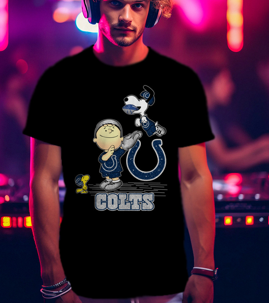 Snoopy Colts Football Charlie Brown Woodstock Indianapolis T-Shirt