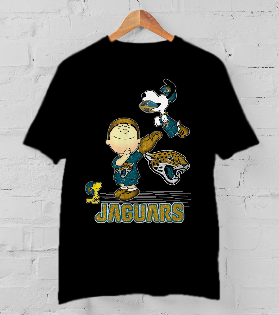 Snoopy And Woodstock Celebrating Jacksonville Jaguars With Lucy T-Shirt
