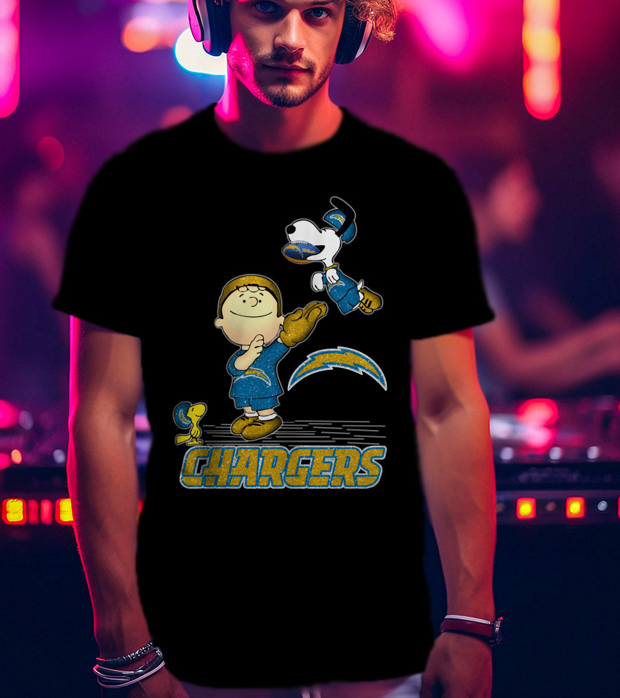 Snoopy And Friends Celebrate Los Angeles Chargers Fandom T-Shirt