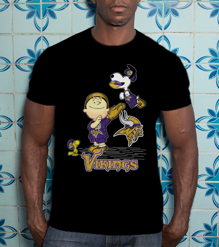 Snoopy And Friends Celebrate Minnesota Vikings Victory T-Shirt