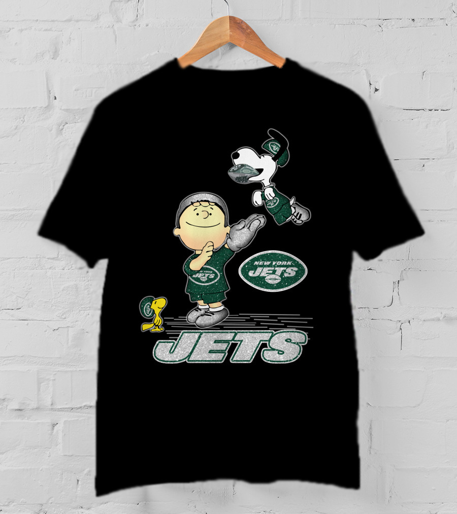 Snoopy New York Jets Football Fan Peanuts Characters T-Shirt