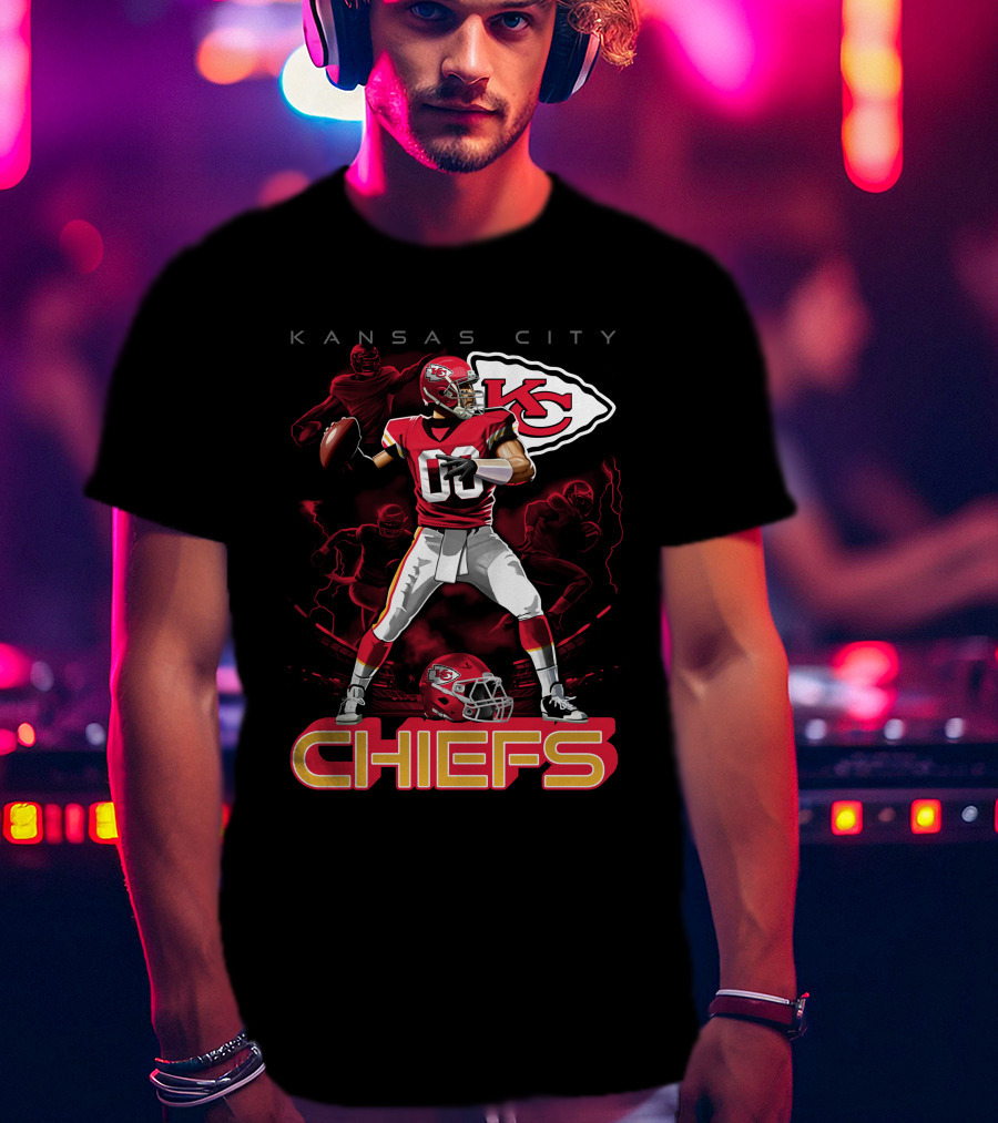 Kansas City Chiefs Football Player With Kc Helmet T-Shirt