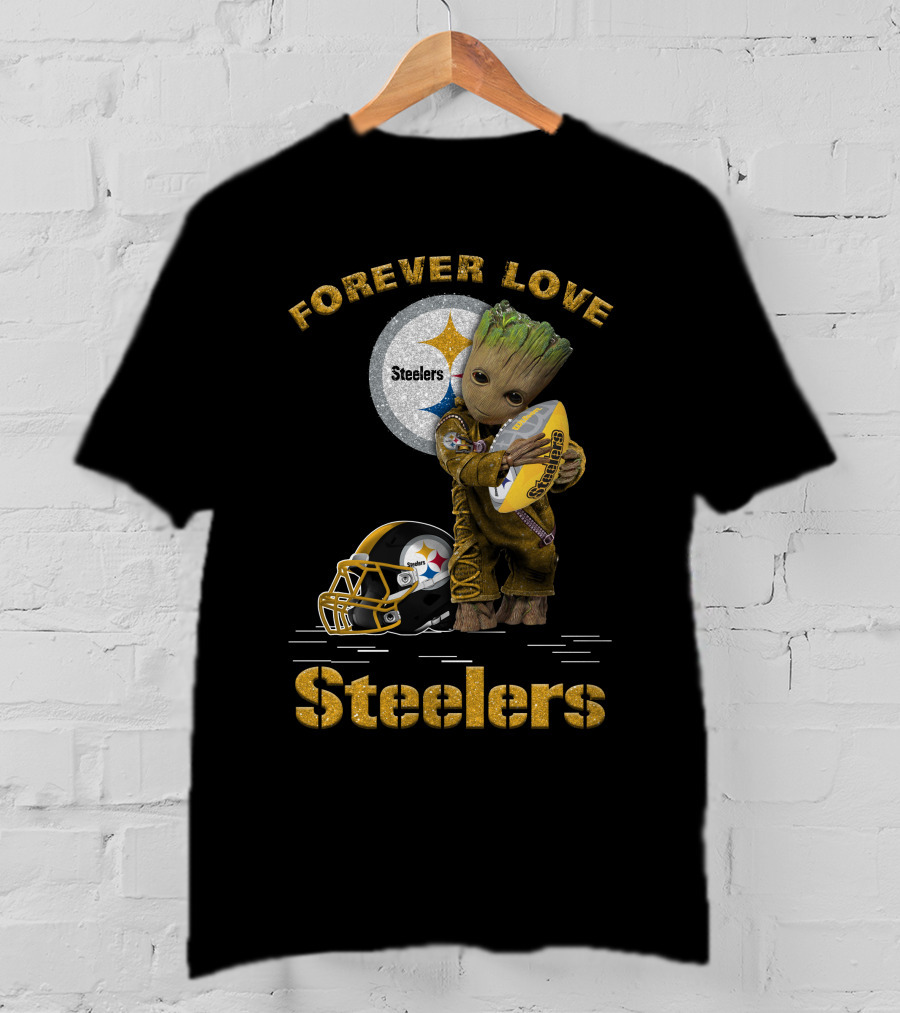 Forever Love Steelers Groot Holding Football T-Shirt