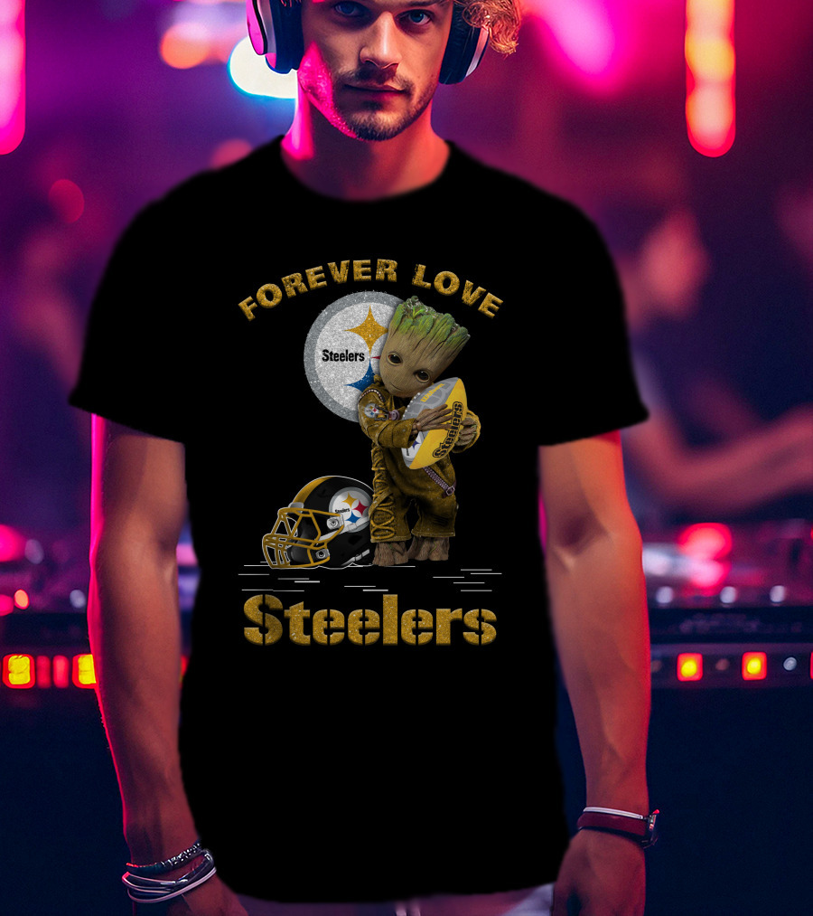 Forever Love Steelers Groot Holding Football T-Shirt