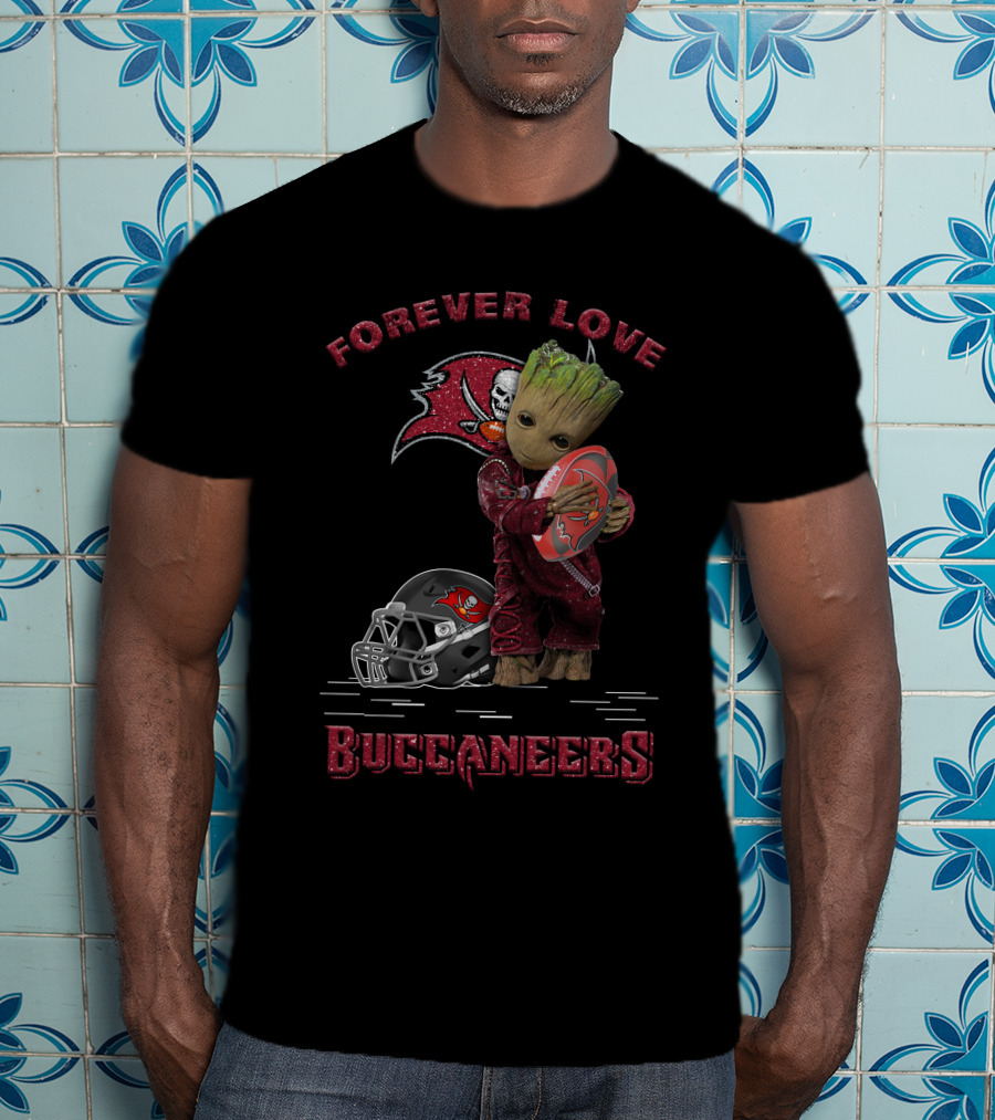 Forever Love Buccaneers With Groot And Tampa Bay Football T-Shirt