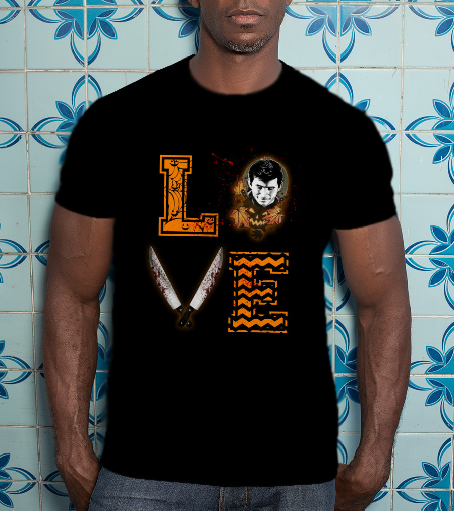 Love Halloween Spider Webs Bloody Knives Classic Horror Face T-Shirt