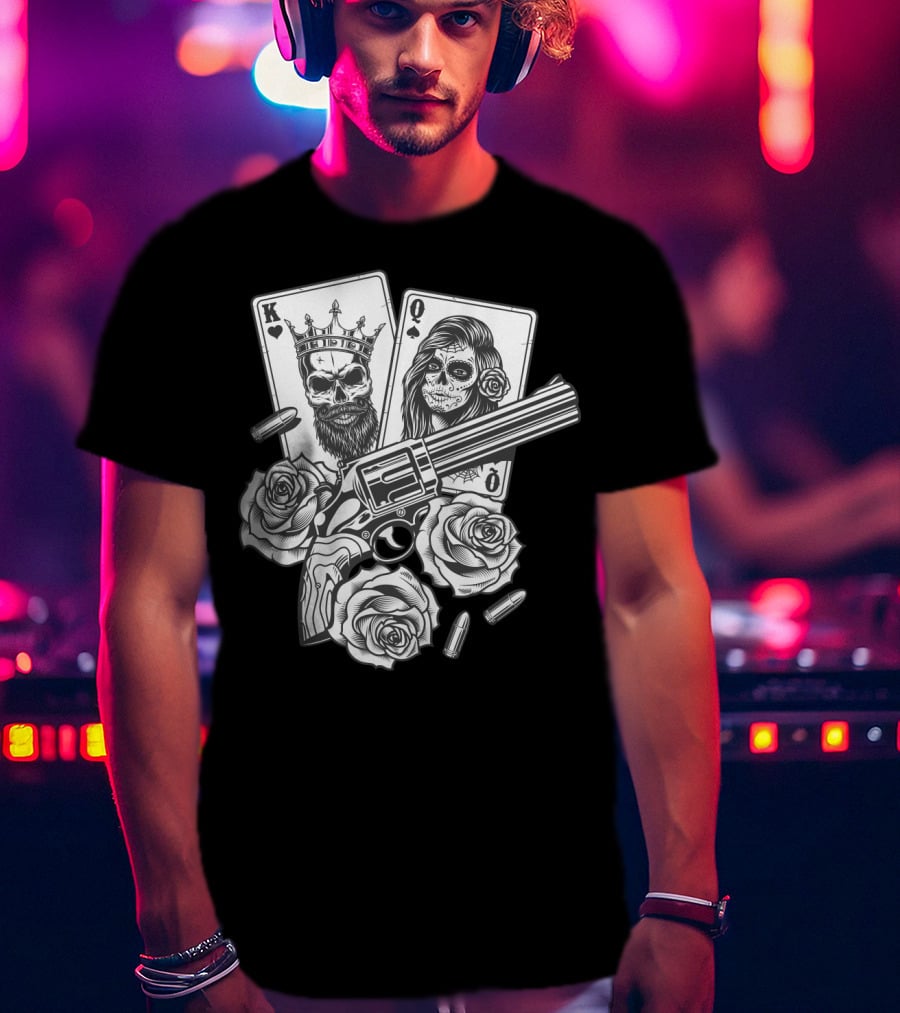 Hippie V Dead Rainbow Bertha Tie Dye King Queen Playing Cards Skulls Gun Roses Bullets T-Shirt