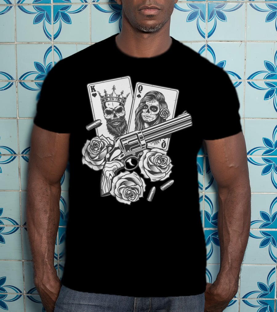 Hippie V Dead Rainbow Bertha Tie Dye King Queen Playing Cards Skulls Gun Roses Bullets T-Shirt