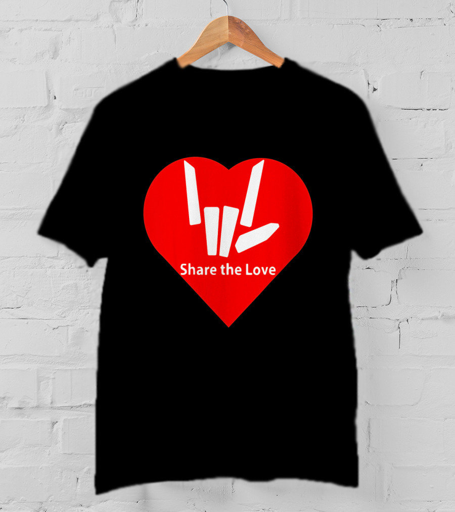Share The Love Heart Symbol With Hand Gesture T-Shirt