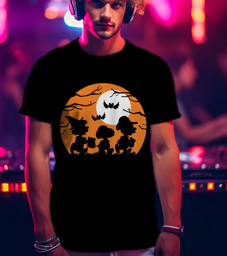 Peanuts Halloween Trick Or Treat Moonlit Bats T-Shirt