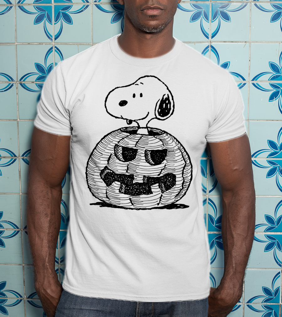 Snoopy Halloween Jack O Lantern Peanuts T-Shirt