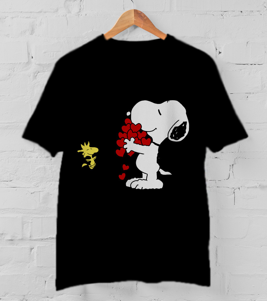 Snoopy Holding Hearts With Woodstock Hugging T-Shirt
