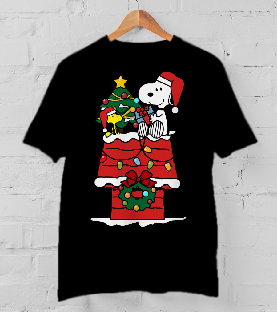 Snoopy And Woodstock Celebrate Christmas On Doghouse With Santa Hats And Tree T-Shirt