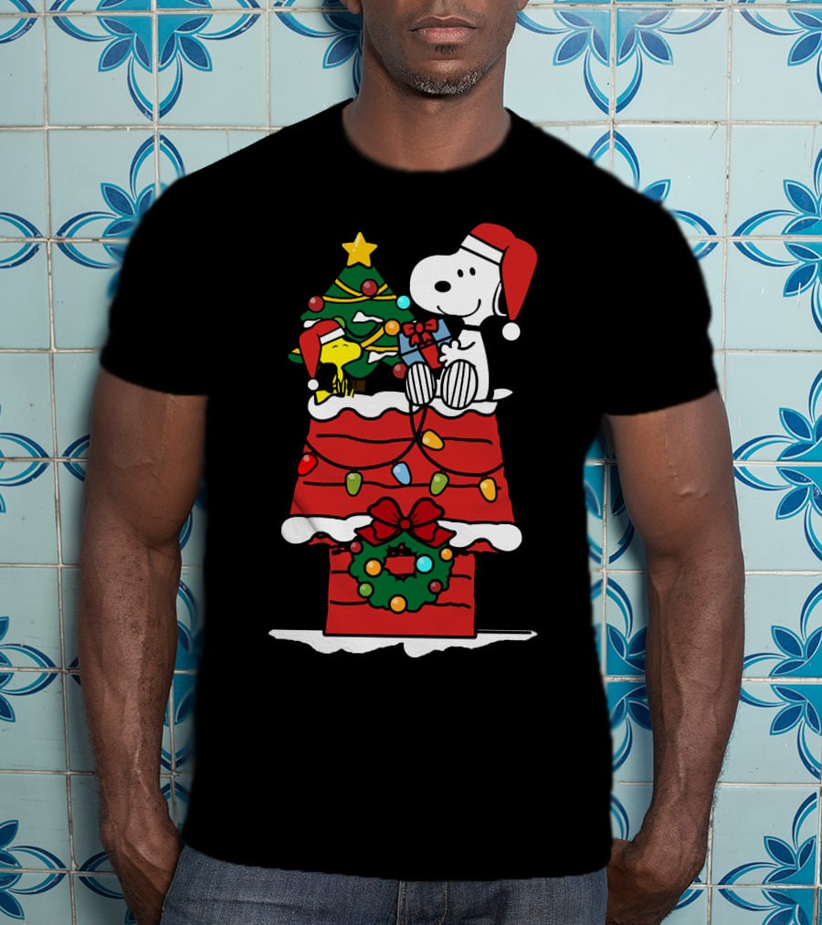Snoopy And Woodstock Celebrate Christmas On Doghouse With Santa Hats And Tree T-Shirt
