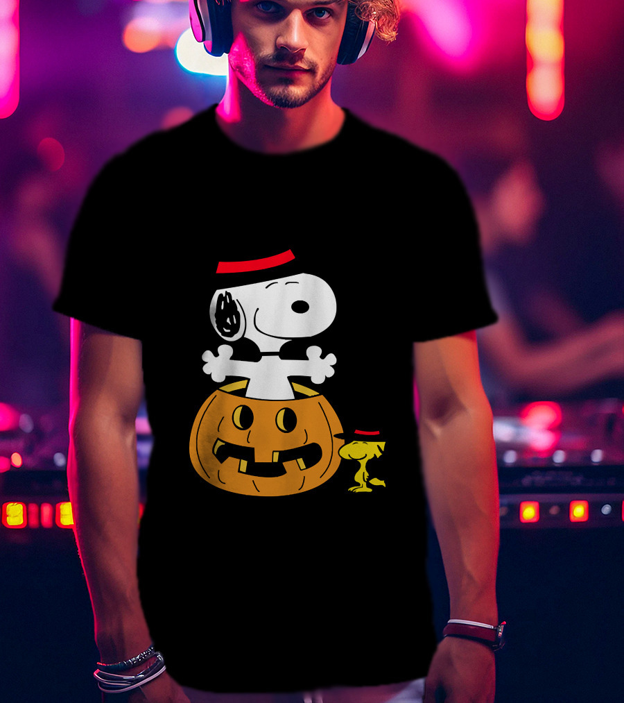 Snoopy Woodstock Halloween Pumpkin Witch Hat T-Shirt