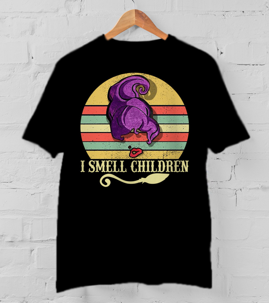 I Smell Children Vintage Sunset Mary Sanderson Hocus Pocus Witch Hat Retro Stripes T-Shirt